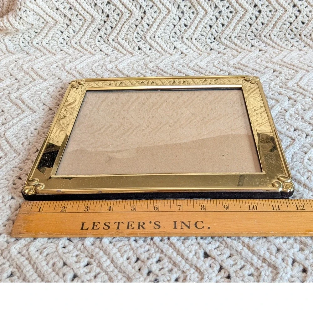 Vintage Gold Tone Metal 8x10 Picture Frame Scroll Corner Detail Tabletop Decor